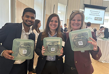 Innovative pilots focus on reusable containers.